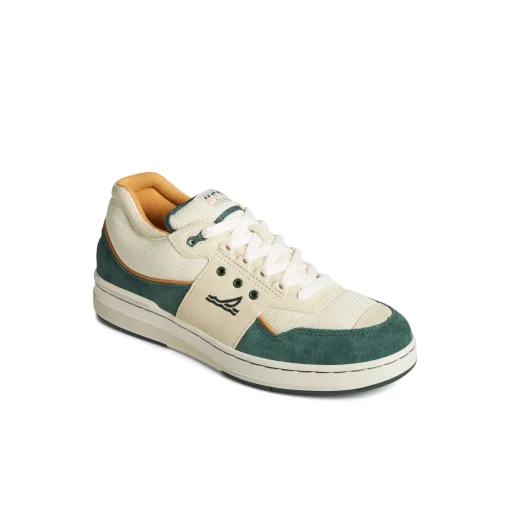 US12 Sneaker