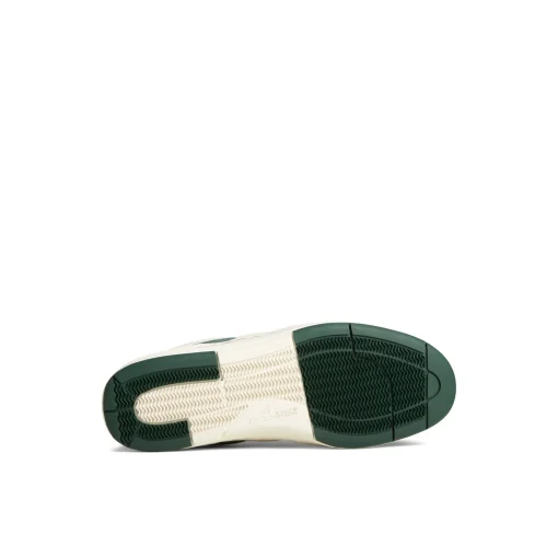 US12 Sneaker